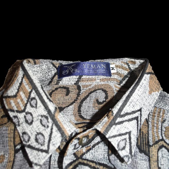 Yeman Short Sleeve Button Up - Picture 2 of 3